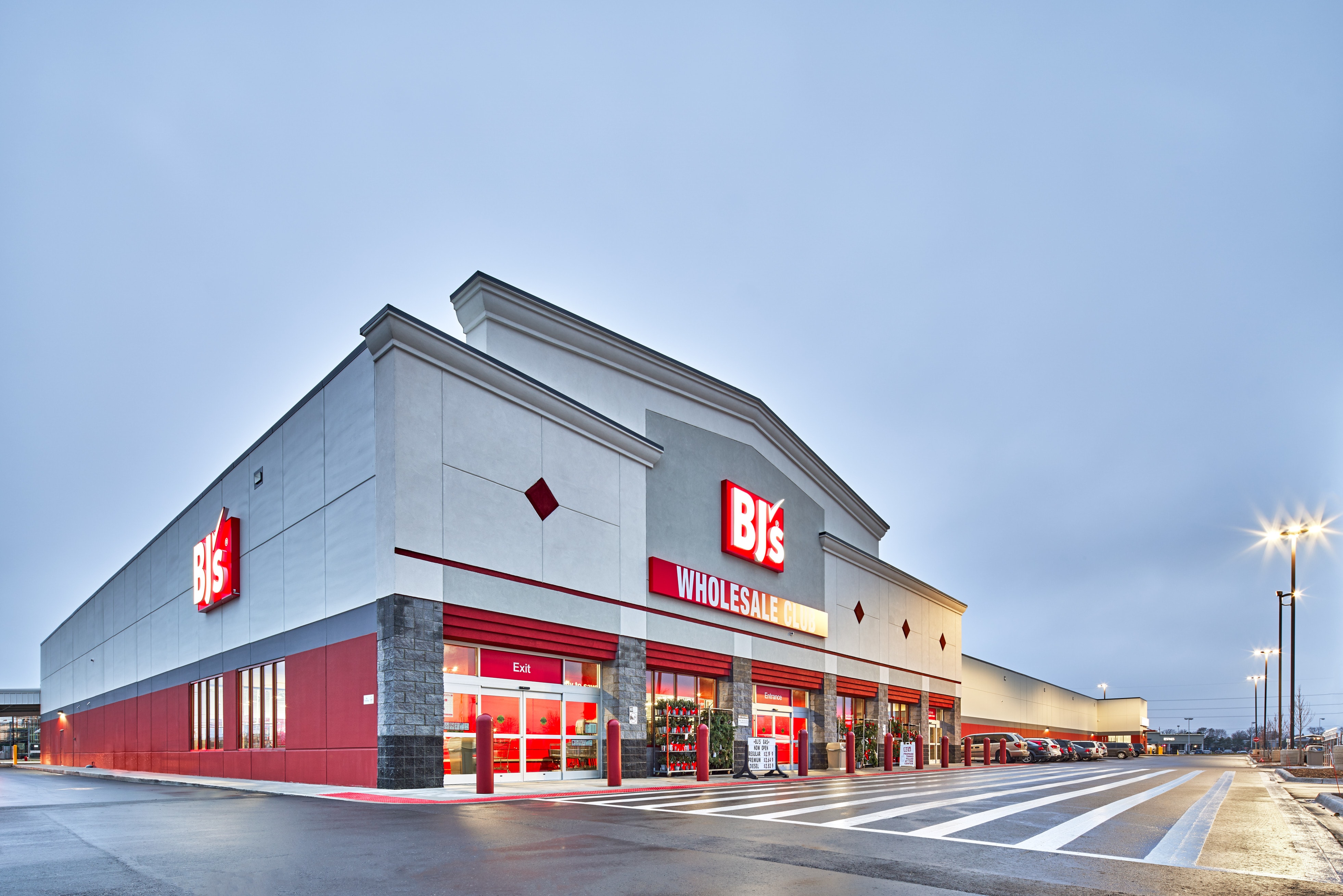 KIRCO MANIX Completes Construction of BJ's Wholesale Clubs