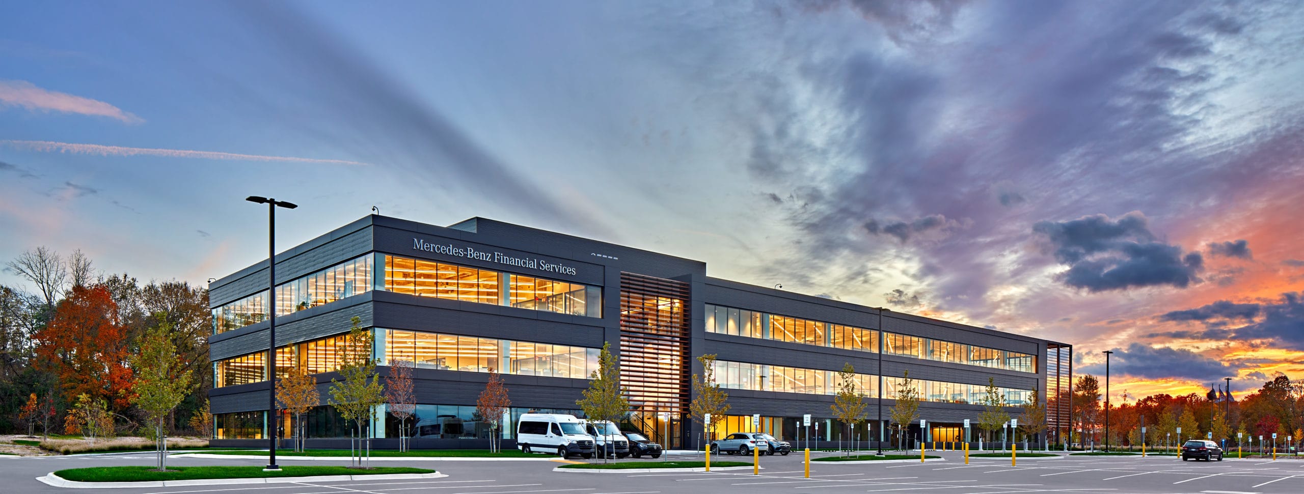 Mercedes-Benz Financial Services Unveils New Corporate Campus in Farmington Hills, Mich.